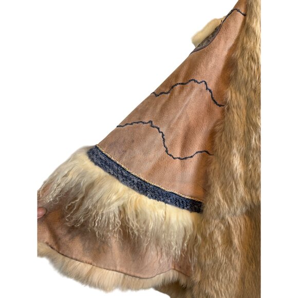 Vtg. Vera Pelliccia Rabbit Fur Suede Boho Poncho Artistic Embroidery RARE - Picture 5 of 16